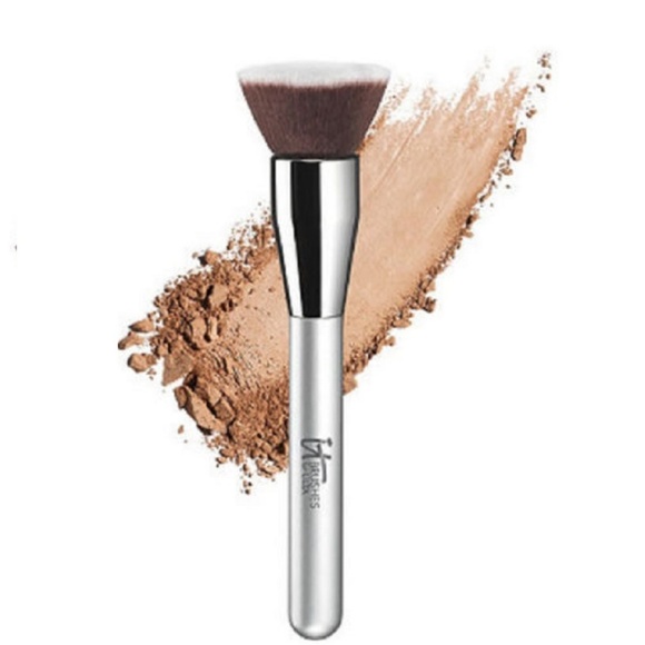 IT COSMETICS Airbrush Flat Foundation Brush #110 - Picture 3 of 3